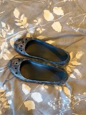 CROCS Vera Bradley Americana Paisley Kadee Flats
